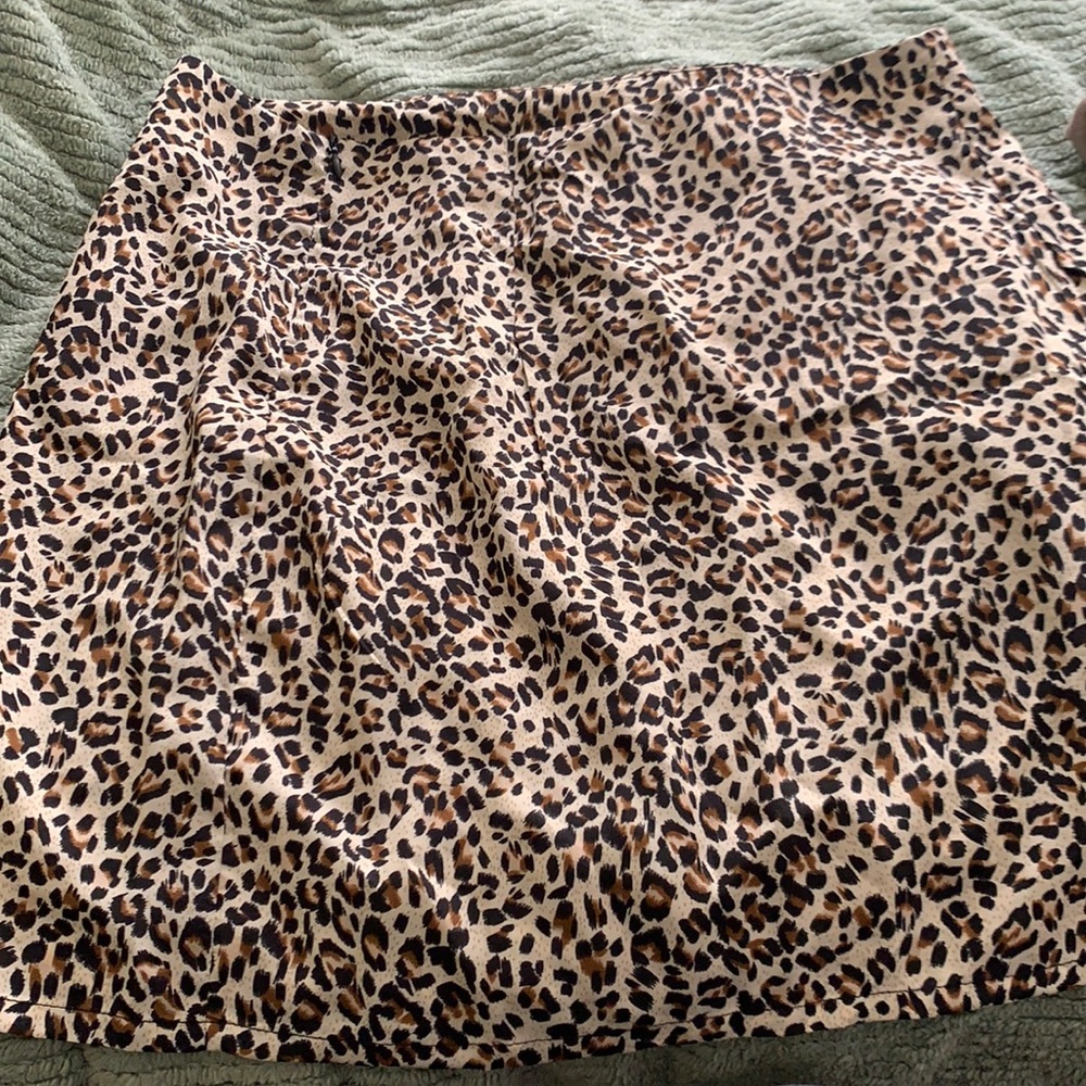 Leopard Skirt NWT OXL